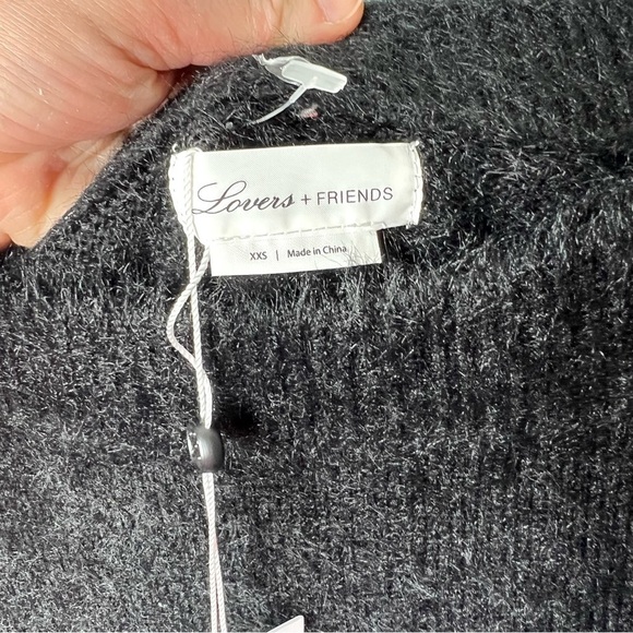 Lover + Friends Black Bell Sleeve Eyelash Pullover Fuzzy Black Sweater Size XXS - Picture 11 of 16